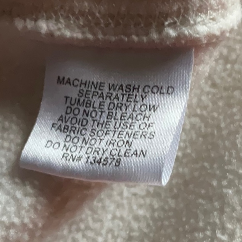 Vineyard Vines Ivory Fleece Vest - Picture 8 of 9